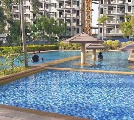 Suntrust Shanata Condominium Кесон-Сити Экстерьер фото